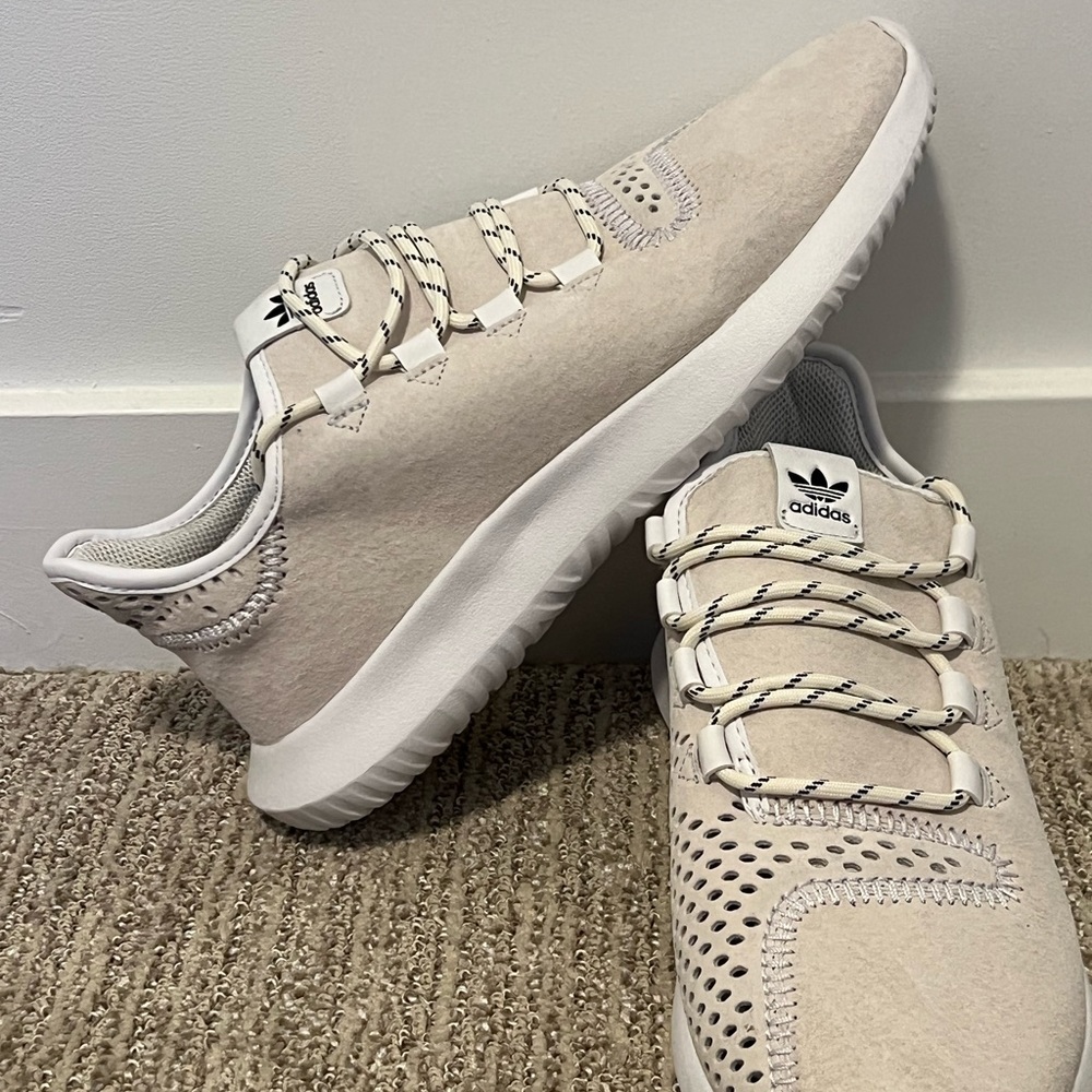 Men’s Adidas Tubular Shadows- Size 8.5